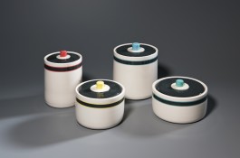  Dosen, Porzellan, 2014 Gedreht, farbige Intarsien, transparente Glasur, 1280°C, E-Ofen, ceramics, porcelain, pottery, Kunsthandwerk, Gunnar Jakobson, Thüringen, Töpferei