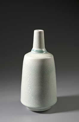  Flaschenvase Feldspat Porzellan, 2012 Feldspat-Reduktionsglasur, 1300°C, ceramics, porcelain, pottery, Kunsthandwerk, Gunnar Jakobson, Thüringen, Töpferei